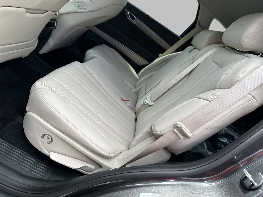 New 2026 Gray Genesis 2.5T image 22