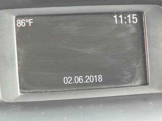 Used 2018 Gray Ford SE image 19