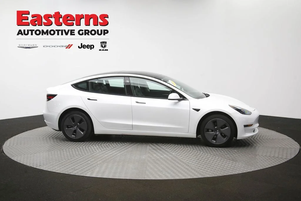 Used 2023 White Tesla Base image 42
