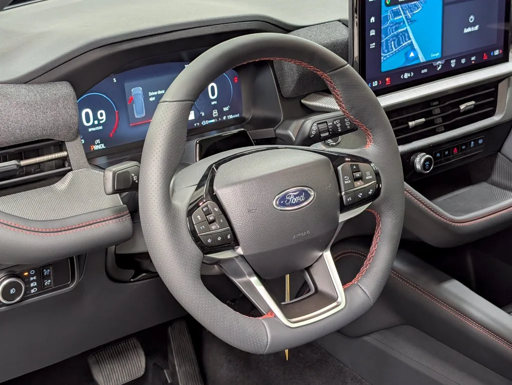 New 2027 Avalanche Gray Ford ST-Line image 9