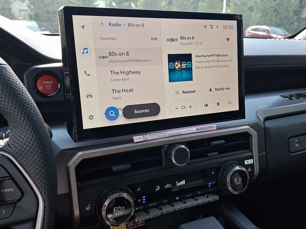 2026 Toyota Tacoma TRD Sport - Photo 17