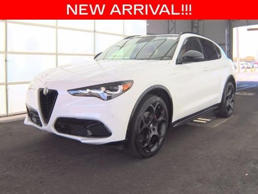 2024 Alfa Romeo Stelvio Veloce AWD's photo
