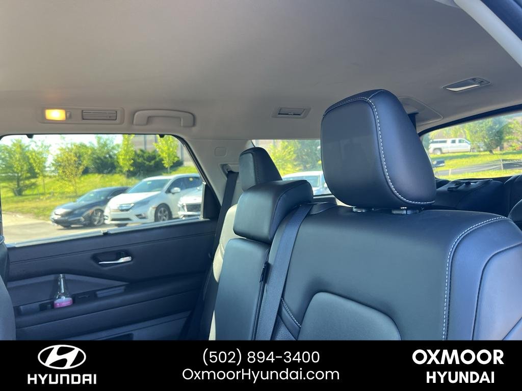 Used 2023 Deep Ocean Blue Pearl Nissan SL image 15