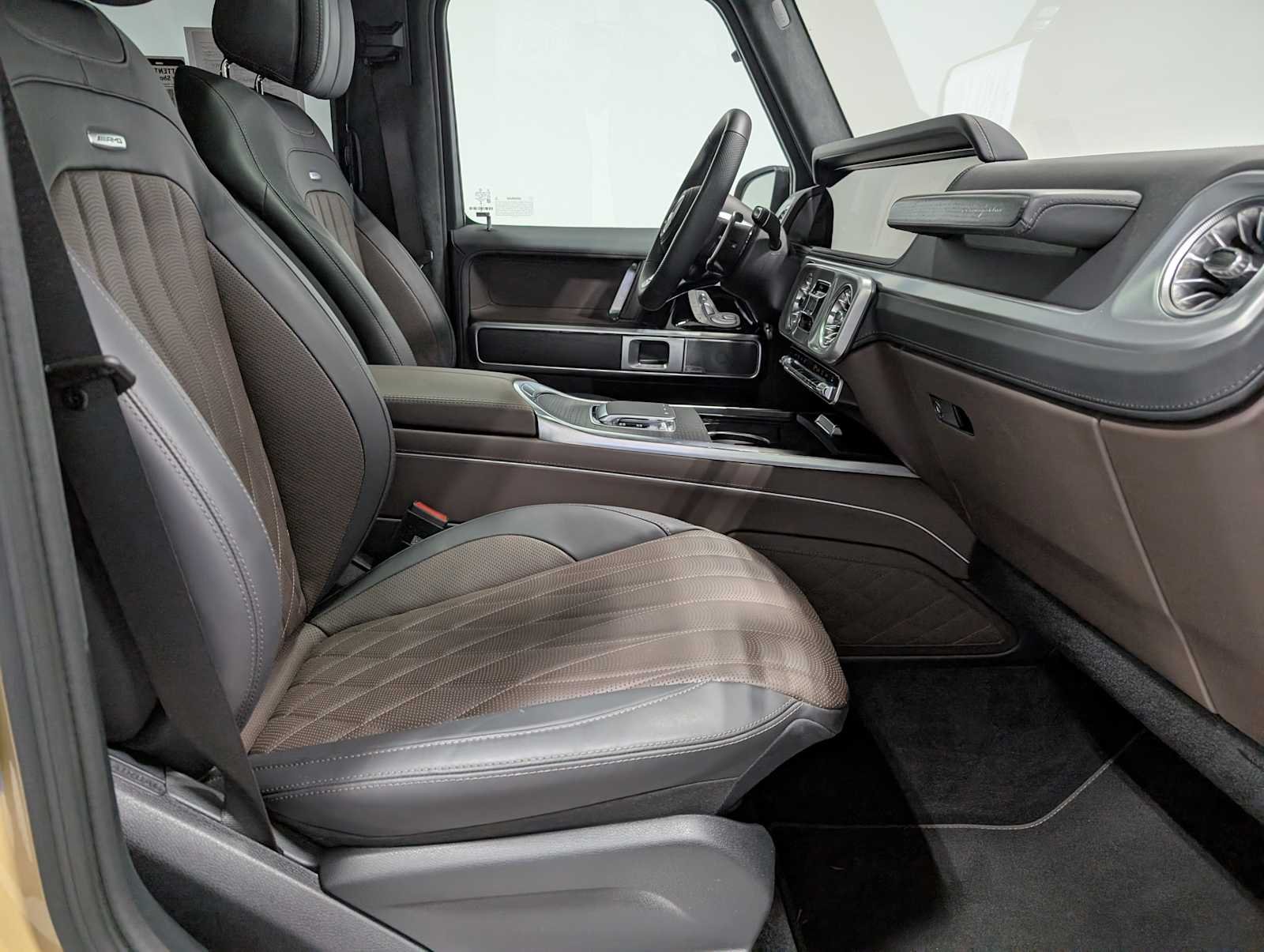 Certified Used 2025 MANUFAKTUR Signature Desert Sand Mercedes-Benz AMG® G 63 image 37