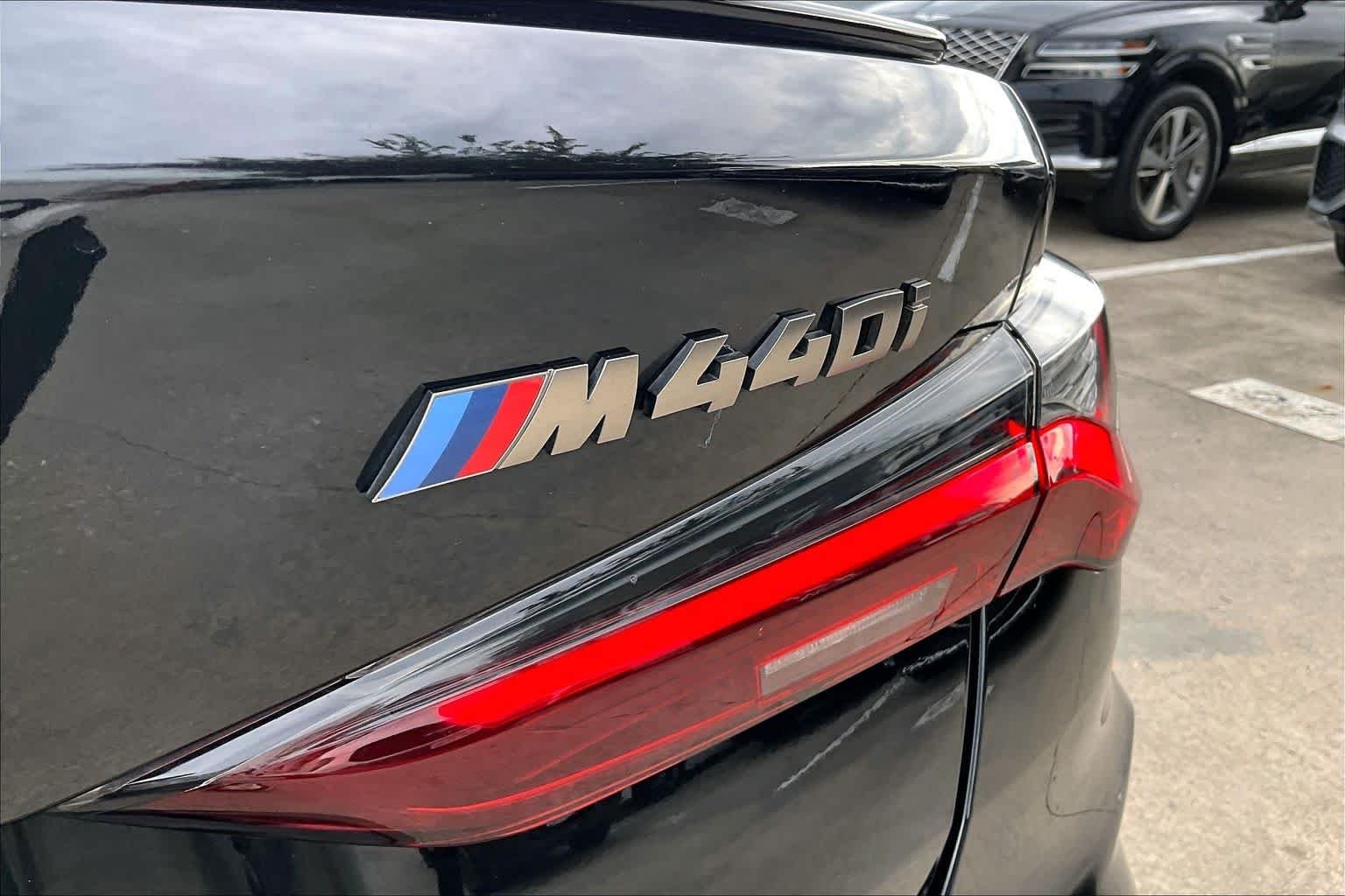 Used 2024 Black Sapphire Metallic BMW M440i image 10