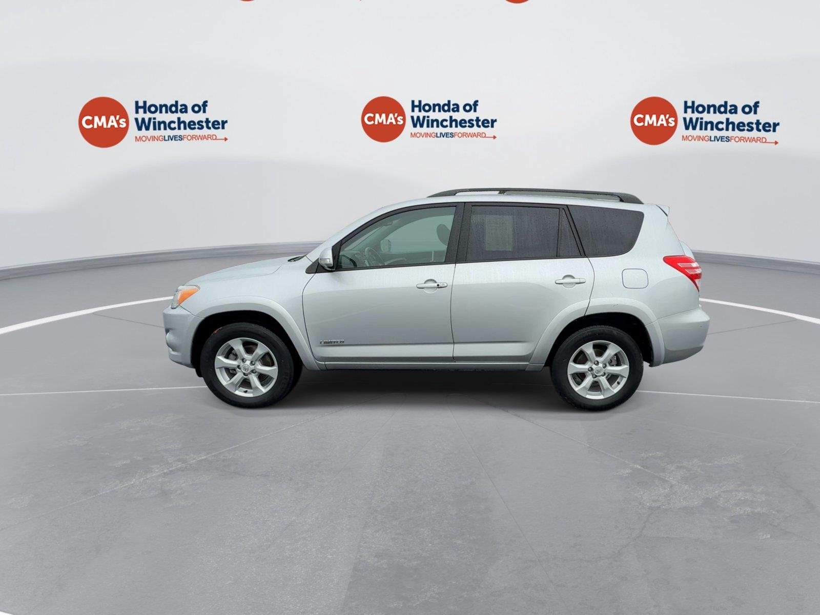 Used 2011 Classic Silver Metallic Toyota Limited image 5