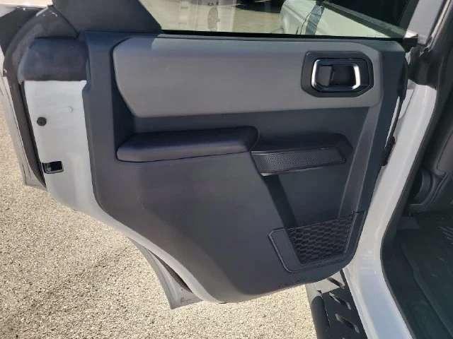 Used 2024 White Ford Black Diamond image 11