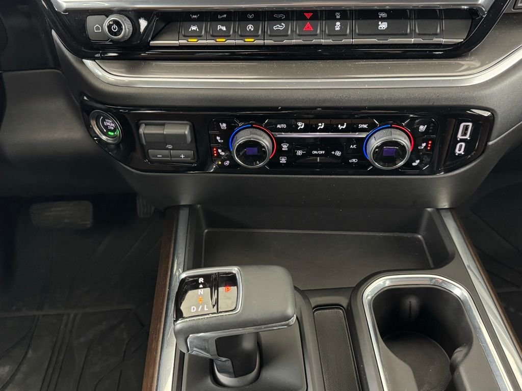Used 2025 Beige Chevrolet High Country image 31