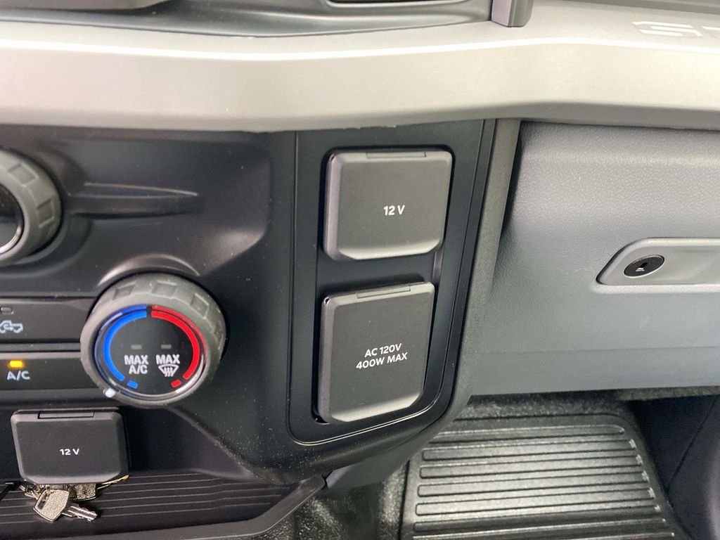 New 2026 Oxford White Ford F-450® XL image 19