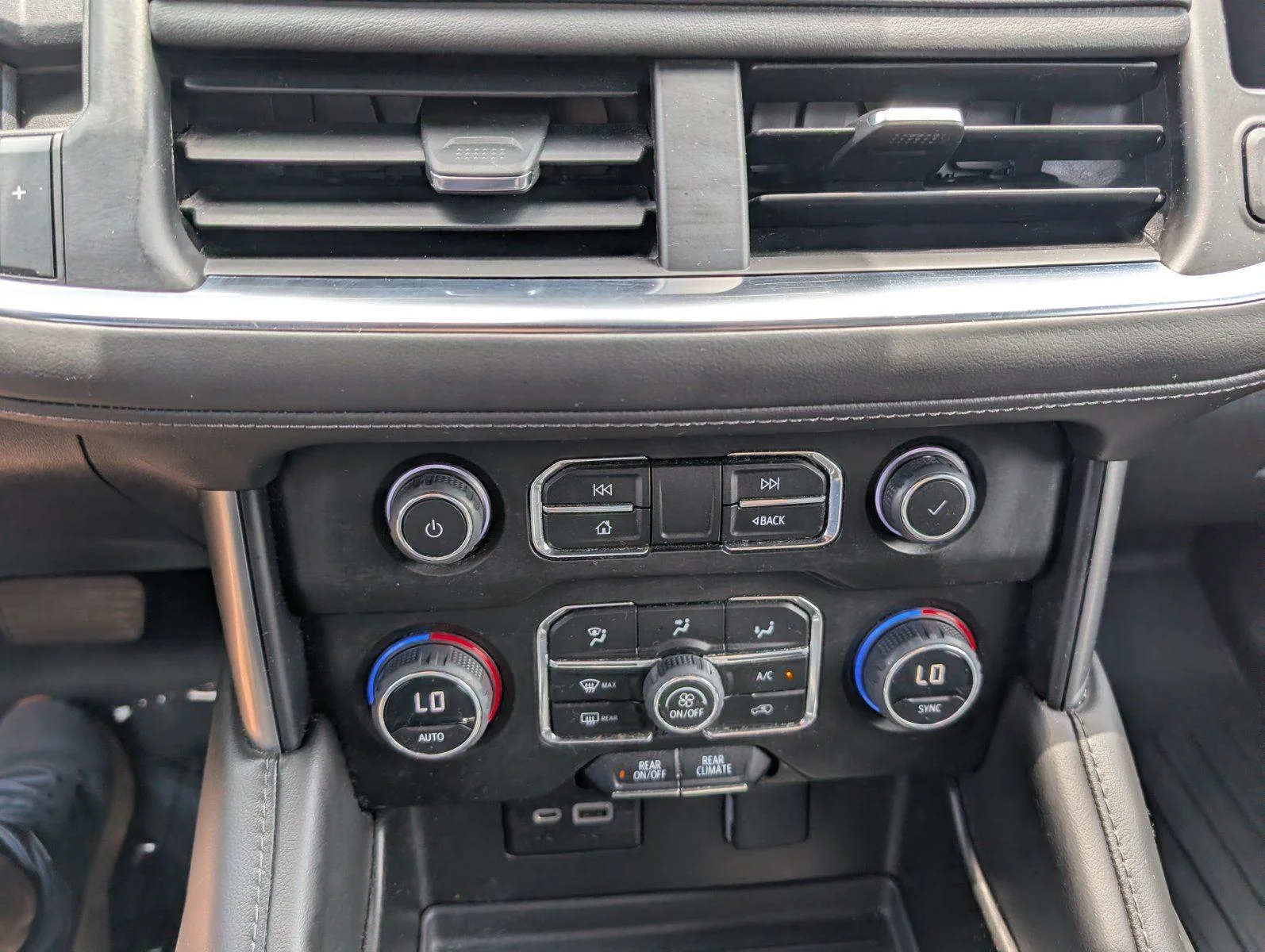 Used 2023 Summit White Chevrolet LS image 17