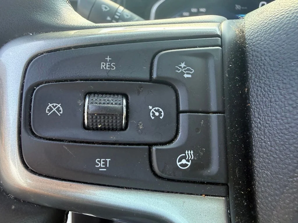 Used 2024 White Chevrolet LT image 18