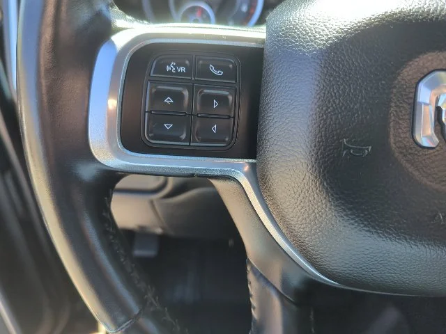 Used 2022 Black Ram Laramie image 12