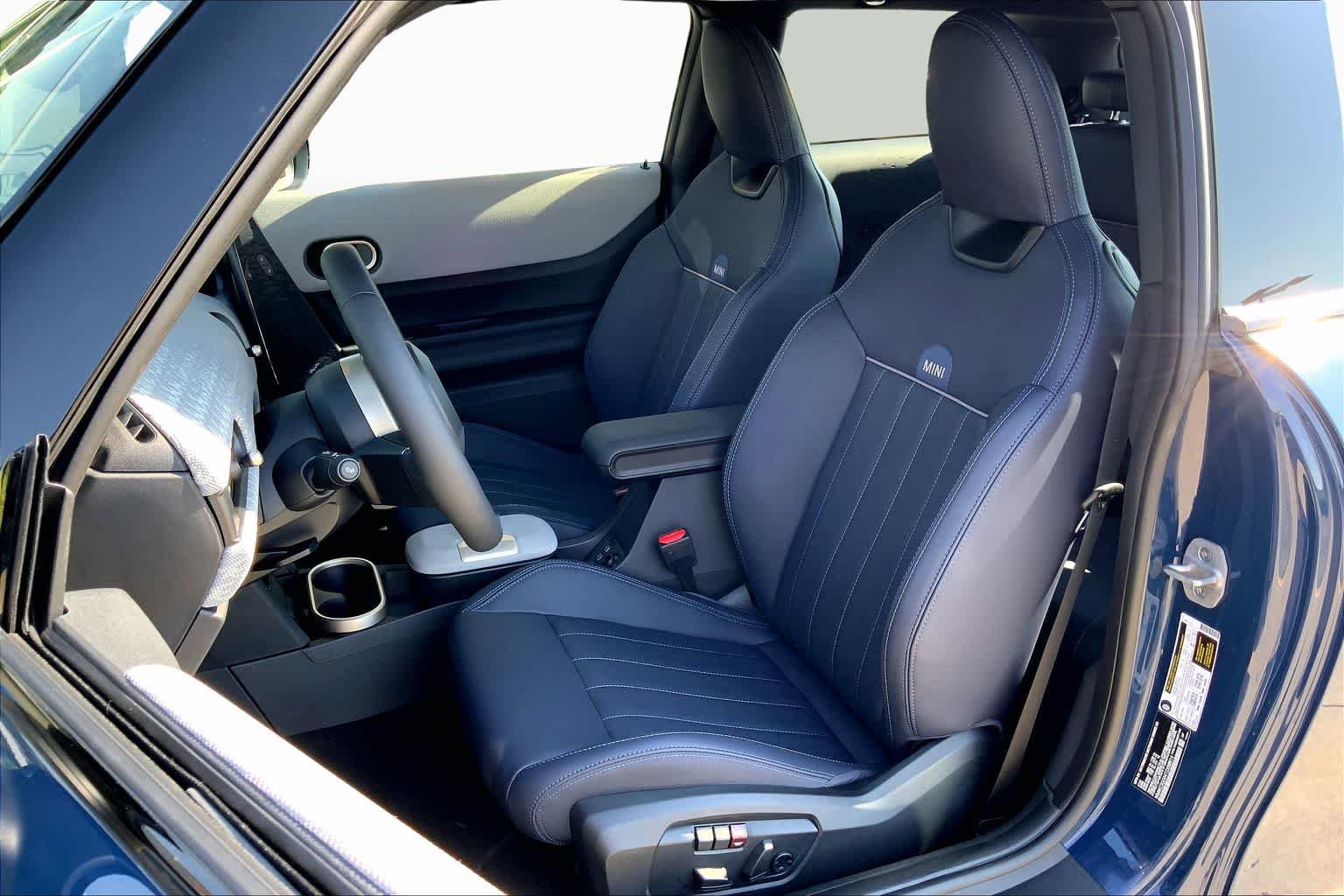 2026 MINI Hardtop 2 Door S - Photo 9