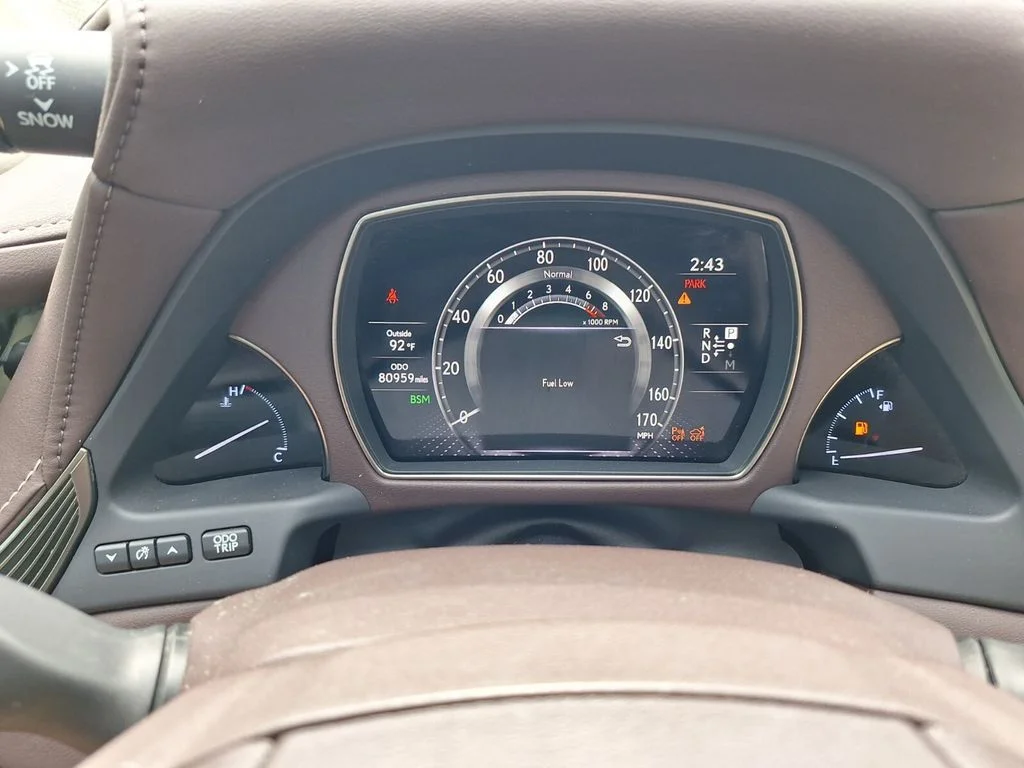 Used 2019 Black Lexus 500 Base image 14