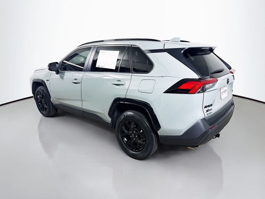 Used 2022 Lunar Rock Toyota XLE image 5