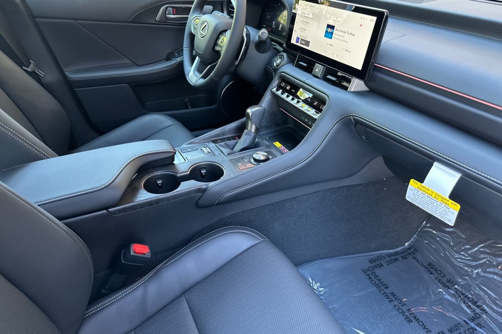 2026 Lexus IS 350 F SPORT DESIGN - Photo 16