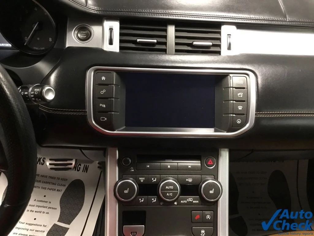 Used 2016 Green Land Rover HSE Dynamic image 47