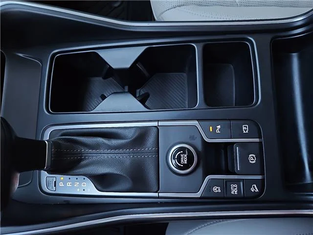 Used 2025 Wolf Gray KIA S Front-Wheel Drive image 15
