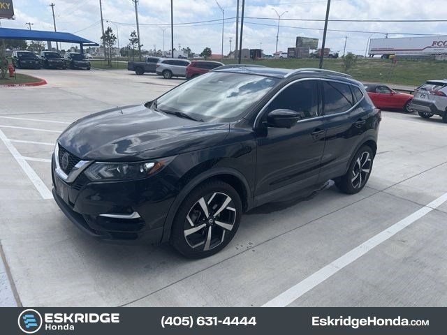 2020 Nissan Rogue Sport SL FWD's photo