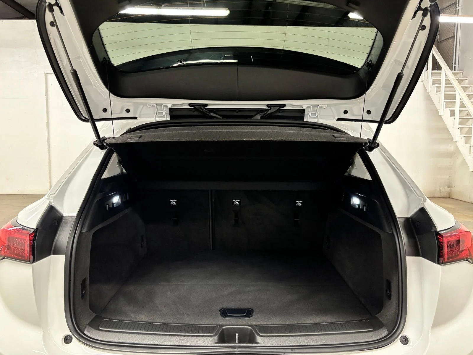 Used 2025 White Buick Sport Touring image 23