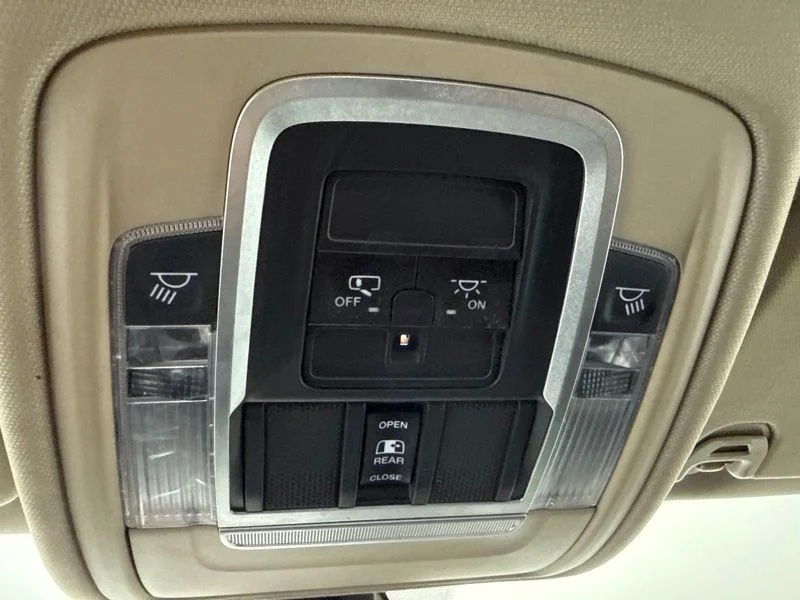 Used 2020 Silver Ram Laramie image 34