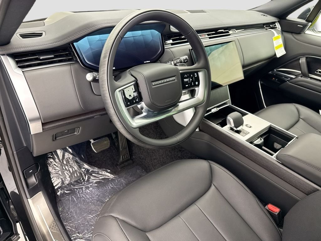 New 2026 Santorini Black LAND ROVER SE image 9