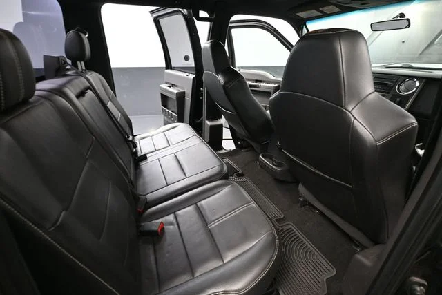 Used 2008 Black Ford FX4 image 31