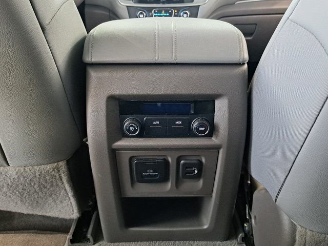 Used 2019 Gray Chevrolet 3LT image 28