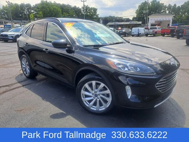 Used 2022 Black Metallic Ford Titanium image 4