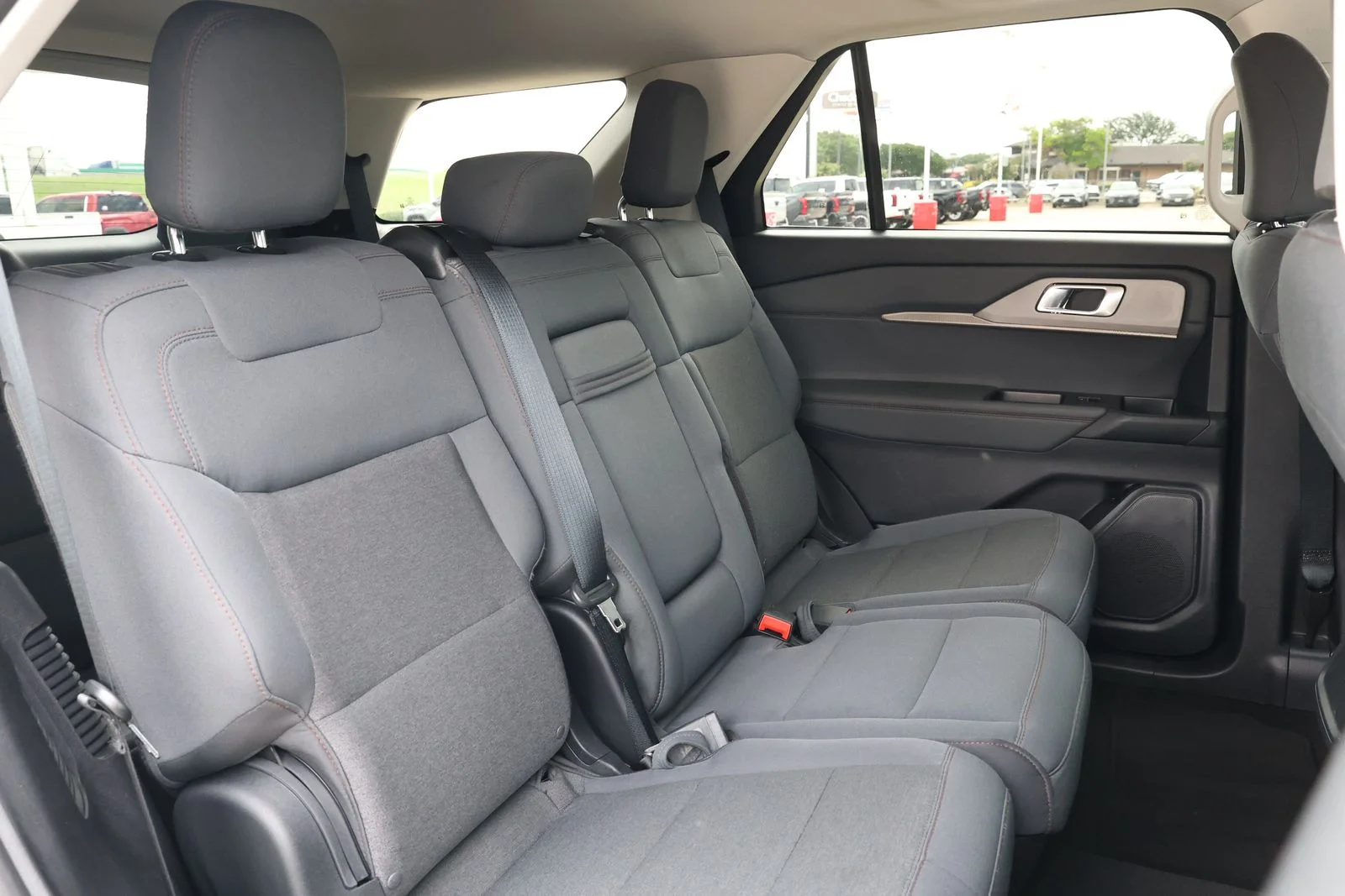 Used 2025 White Ford Active image 32