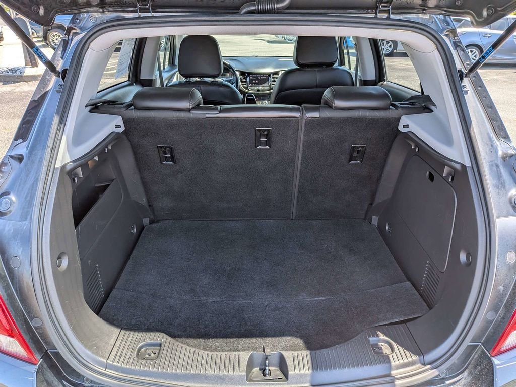 Used 2022 Black Chevrolet LT image 13
