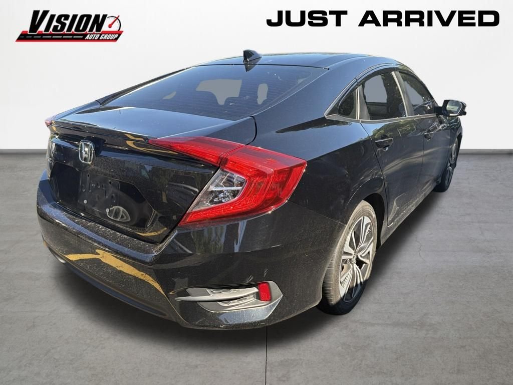 Used 2018 Black Honda EX-T image 4