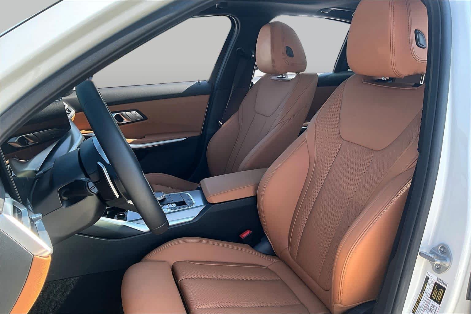 Used 2025 Mineral White Metallic BMW M340i image 7