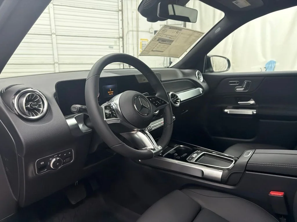 New 2026 Black Mercedes-Benz GLB 250 image 12