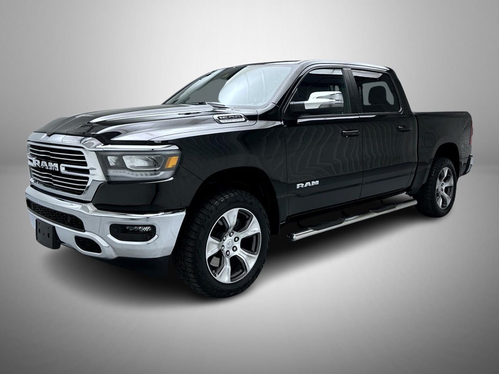2023 RAM 1500 Laramie 4x4 Crew Cab 5'7's photo