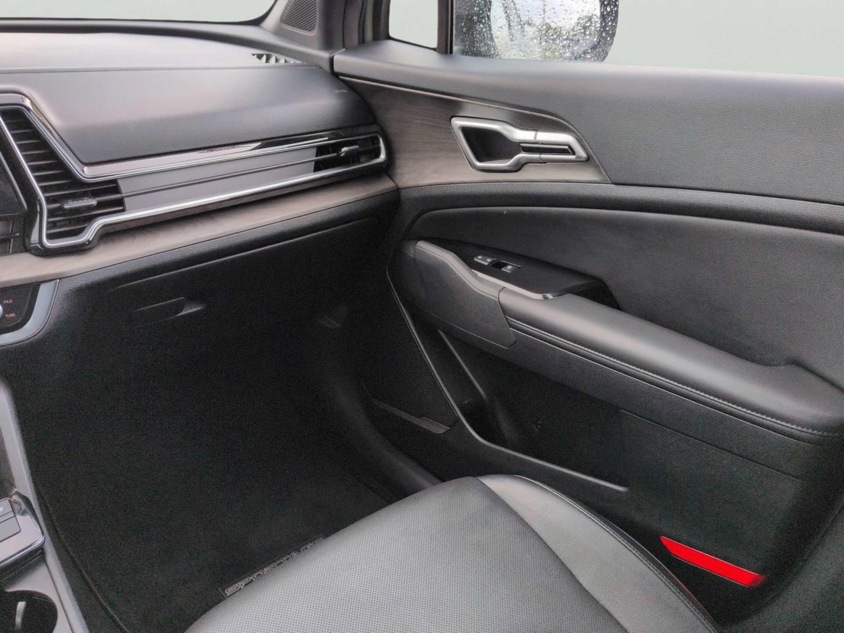 Certified Used 2024 Jungle Green Kia X-Line image 19