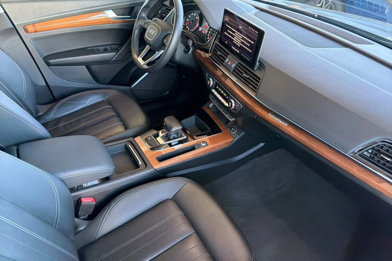 Used 2022 GREY Audi S line Premium image 15