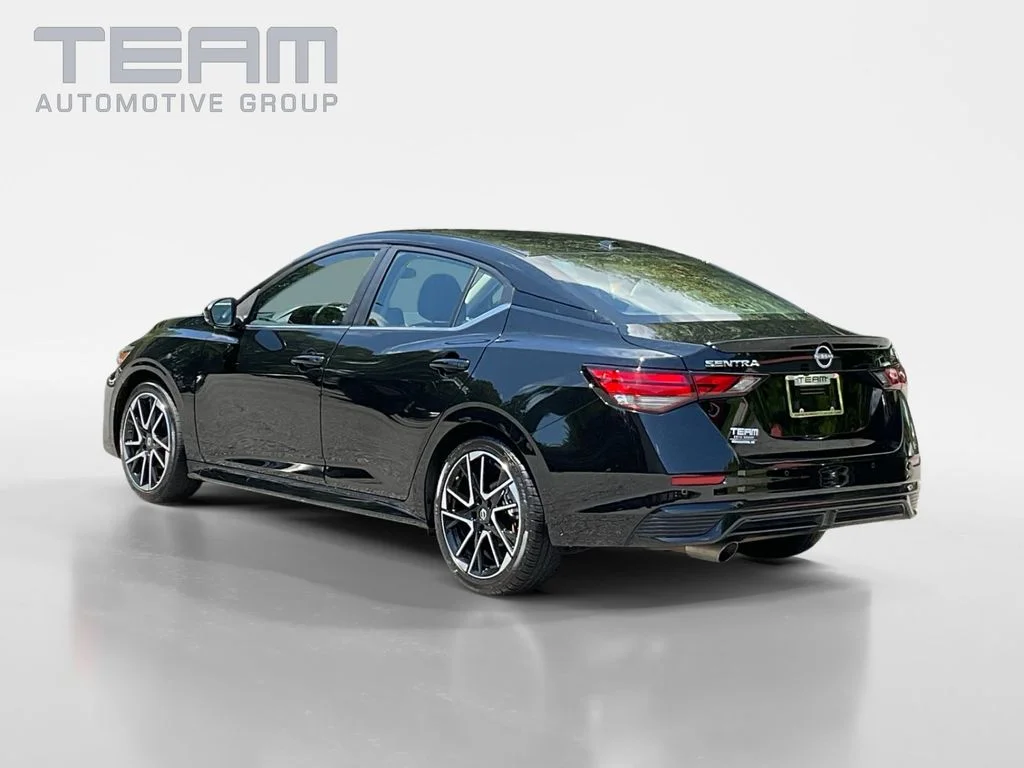 Used 2025 Black Nissan SR image 5