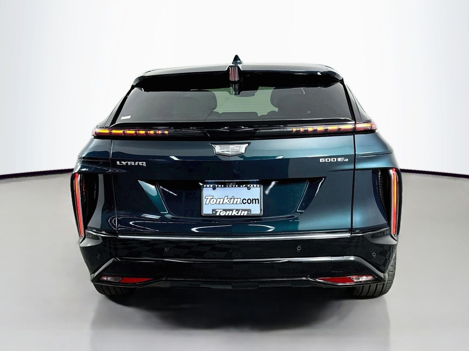 Used 2024 Emerald Lake Metallic Cadillac Luxury image 6