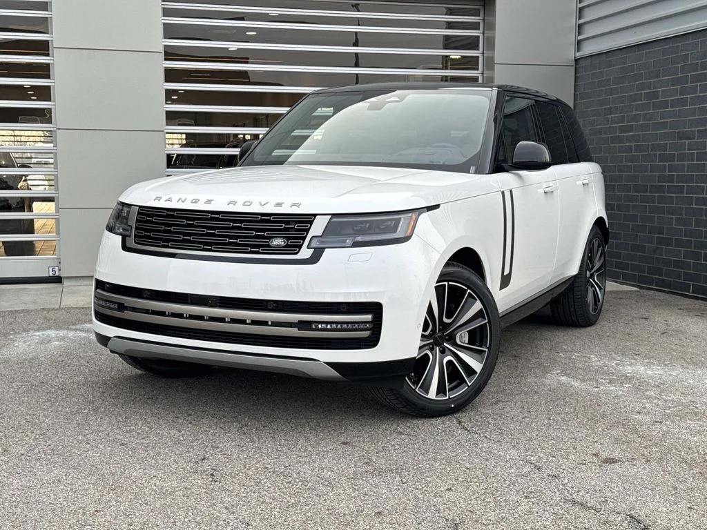 2026 Land Rover Range Rover 4.4 SE SWB's photo