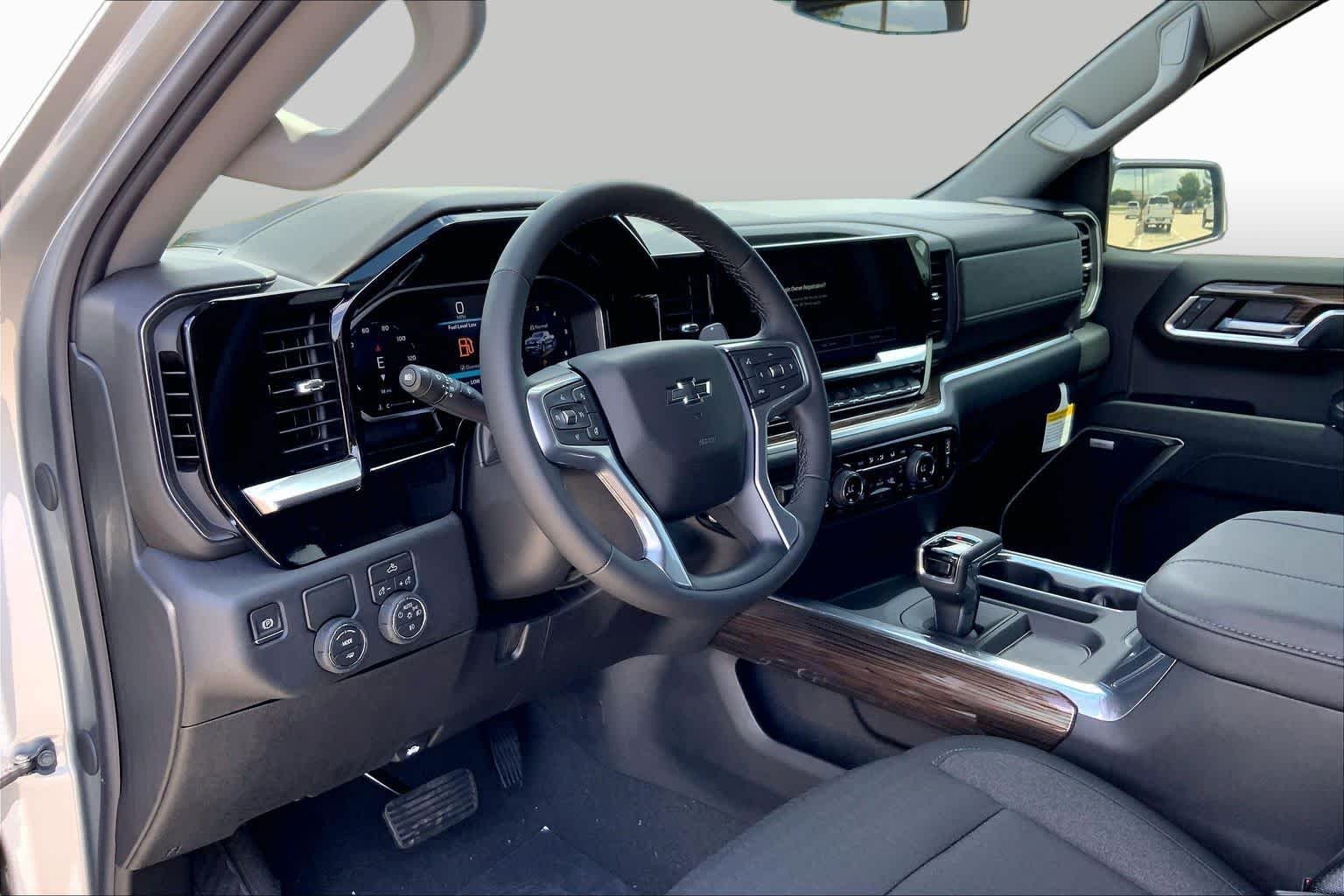 2026 Chevrolet Silverado 1500 RST - Photo 9