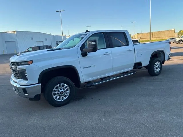 Used 2026 Chevrolet Silverado 2500HD LT with VIN 1GC1KNEY7TF245129 for sale in Kansas City