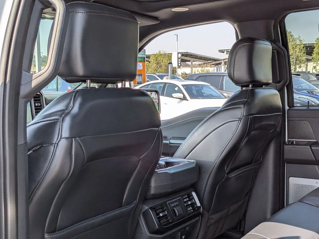 Used 2023 White Ford Raptor image 12