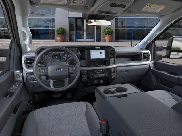 New 2026 Oxford White Ford XL image 9
