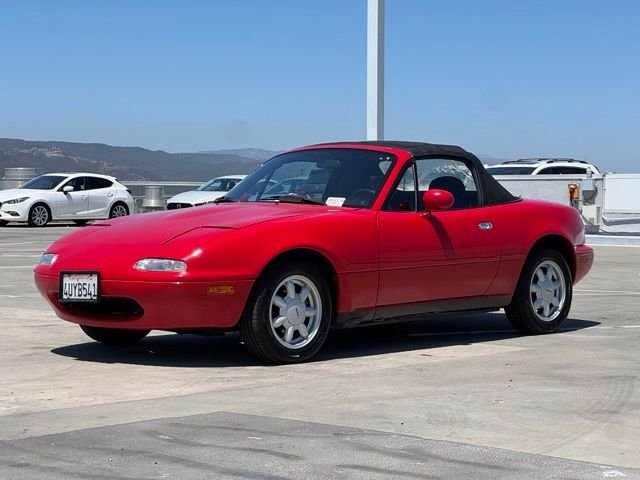 Used 1992 Classic Red Mazda Base image 5