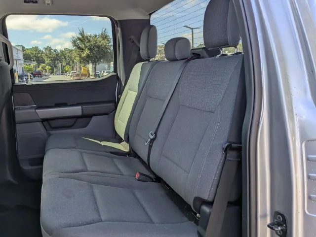 Used 2025 Silver Metallic Ford XLT image 10