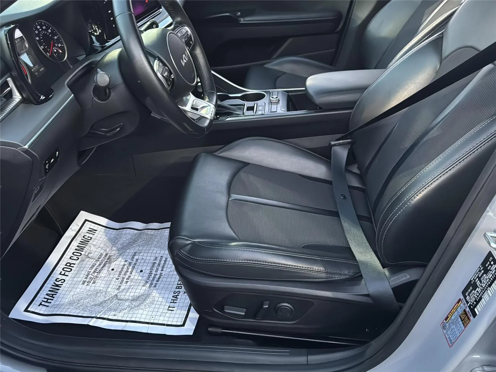 Used 2023 Wolf Gray Kia GT-Line image 17