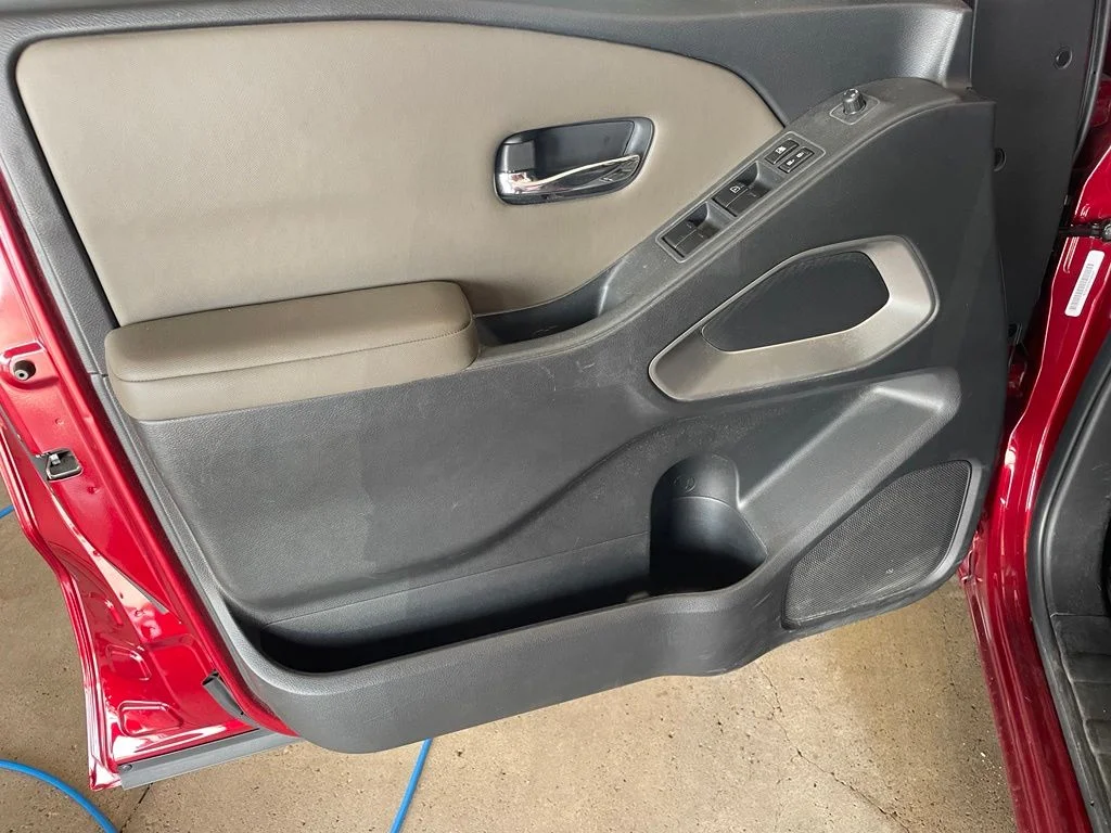 Used 2023 Red Nissan SV image 9