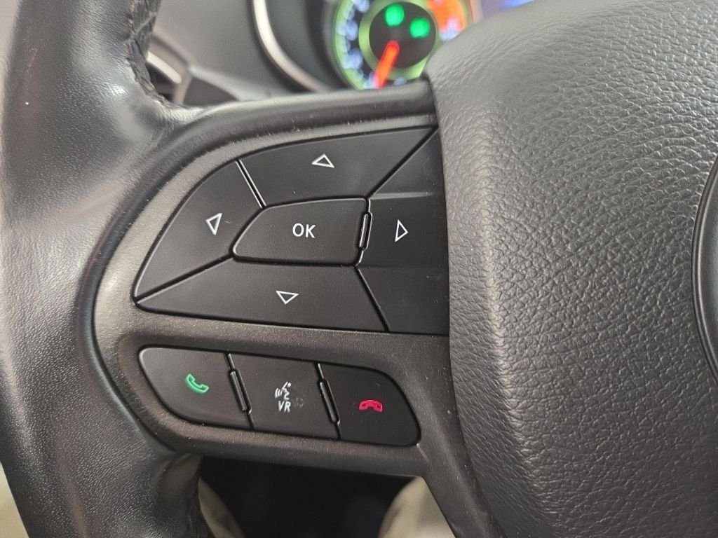 2020 Jeep Cherokee Trailhawk - Photo 18