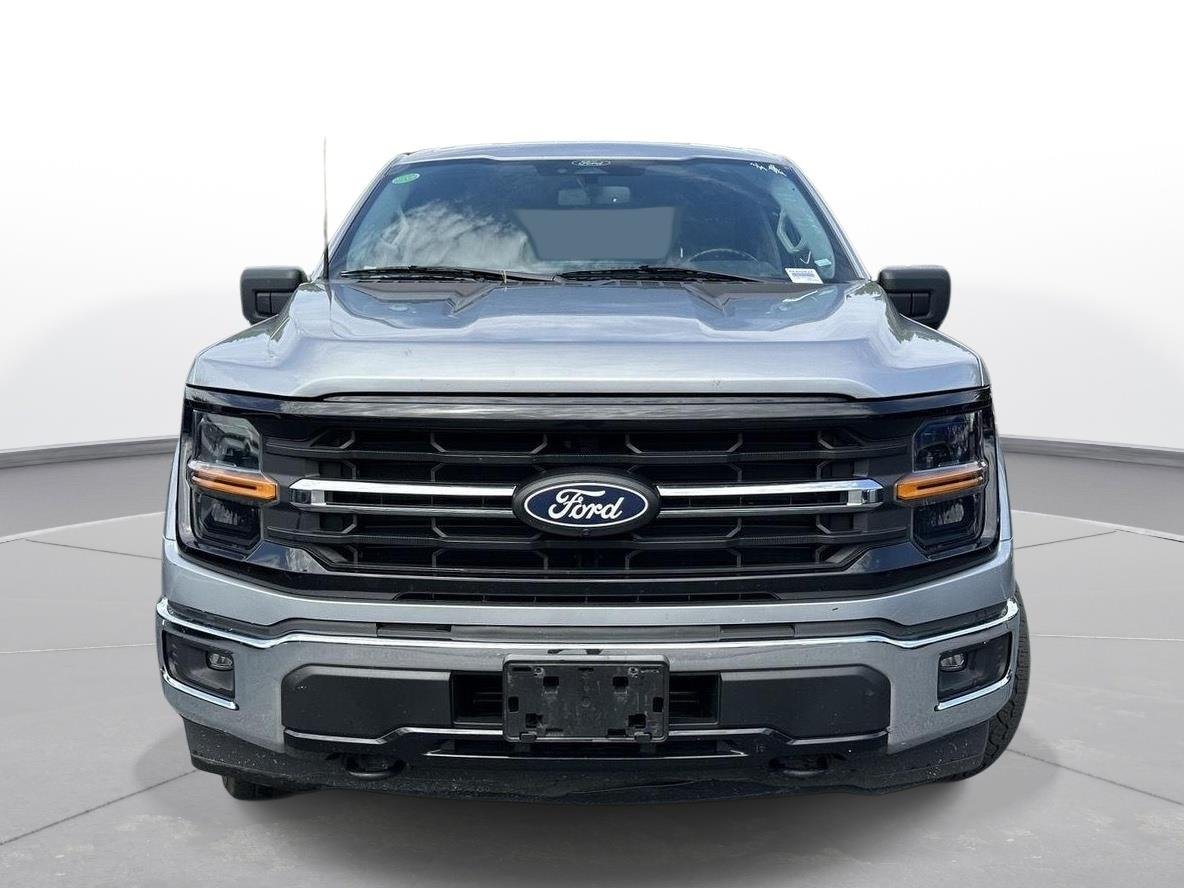 Used 2024 Iconic Silver Metallic Ford XLT image 3